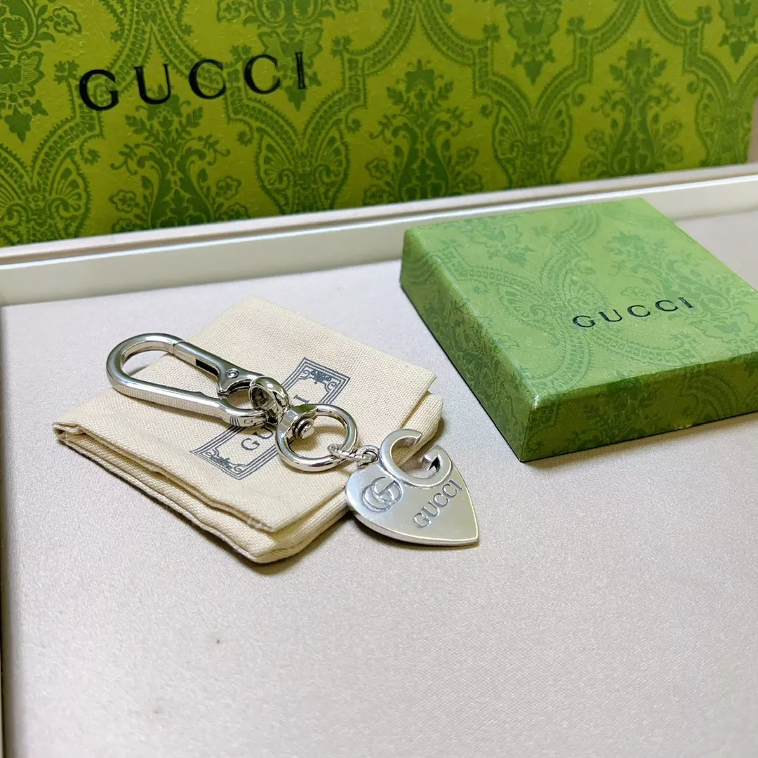 gucci key holder and boucle de sac s_12b15764